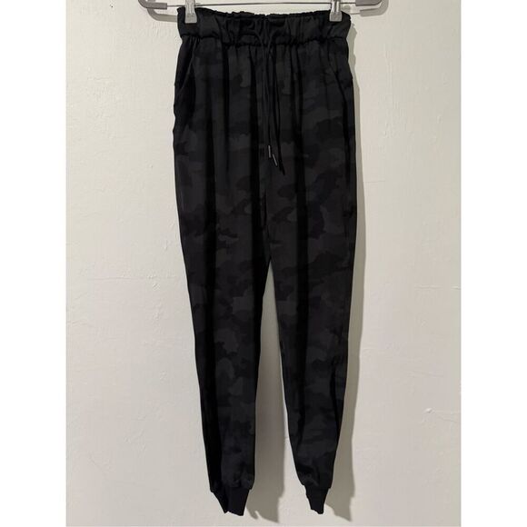 Lululemon stretch high rise jogger camo 2 - Picture 1 of 10